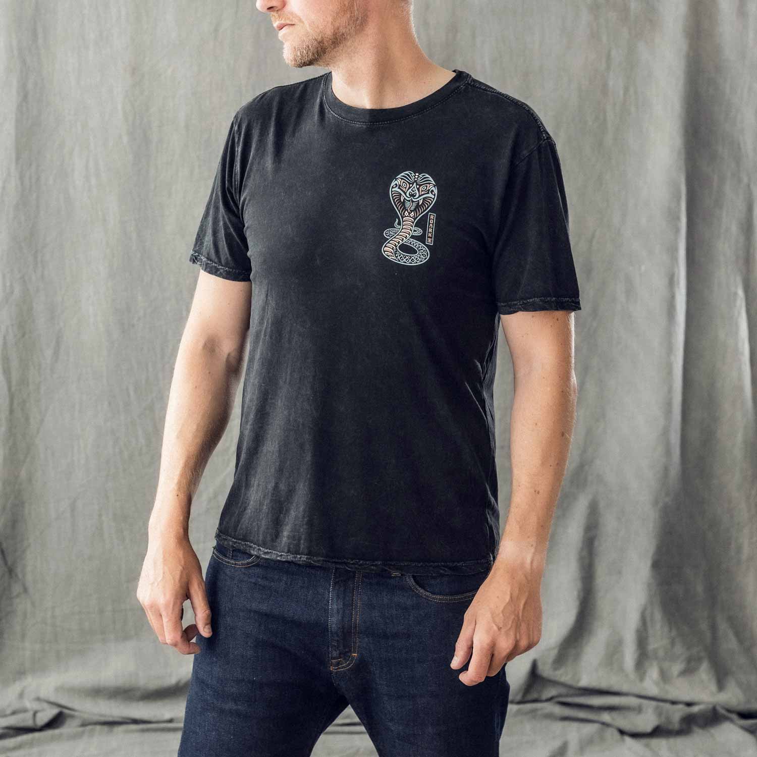 T-shirt Cobra gray heavy washed