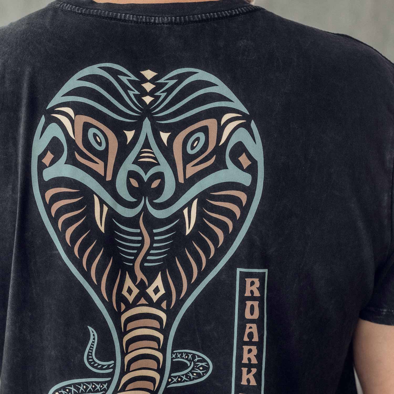 T-shirt Cobra gray heavy washed