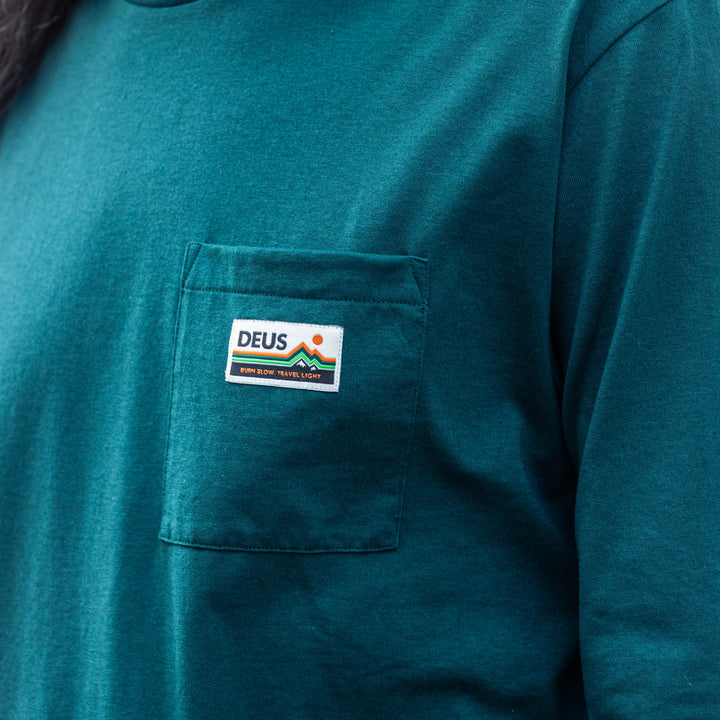 Deus Ex Machina - green - Long sleeve with pocket