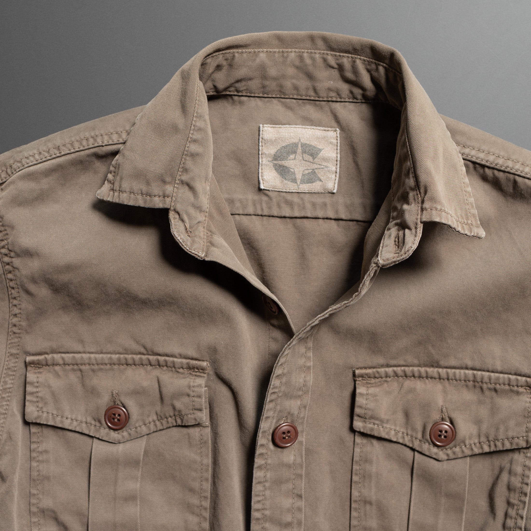 CHESAPEAKE'S - Gabardine Officer Shirt