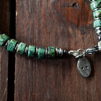 Black Pearl Creations - Armbånd - Heishi African Turquoise Stone