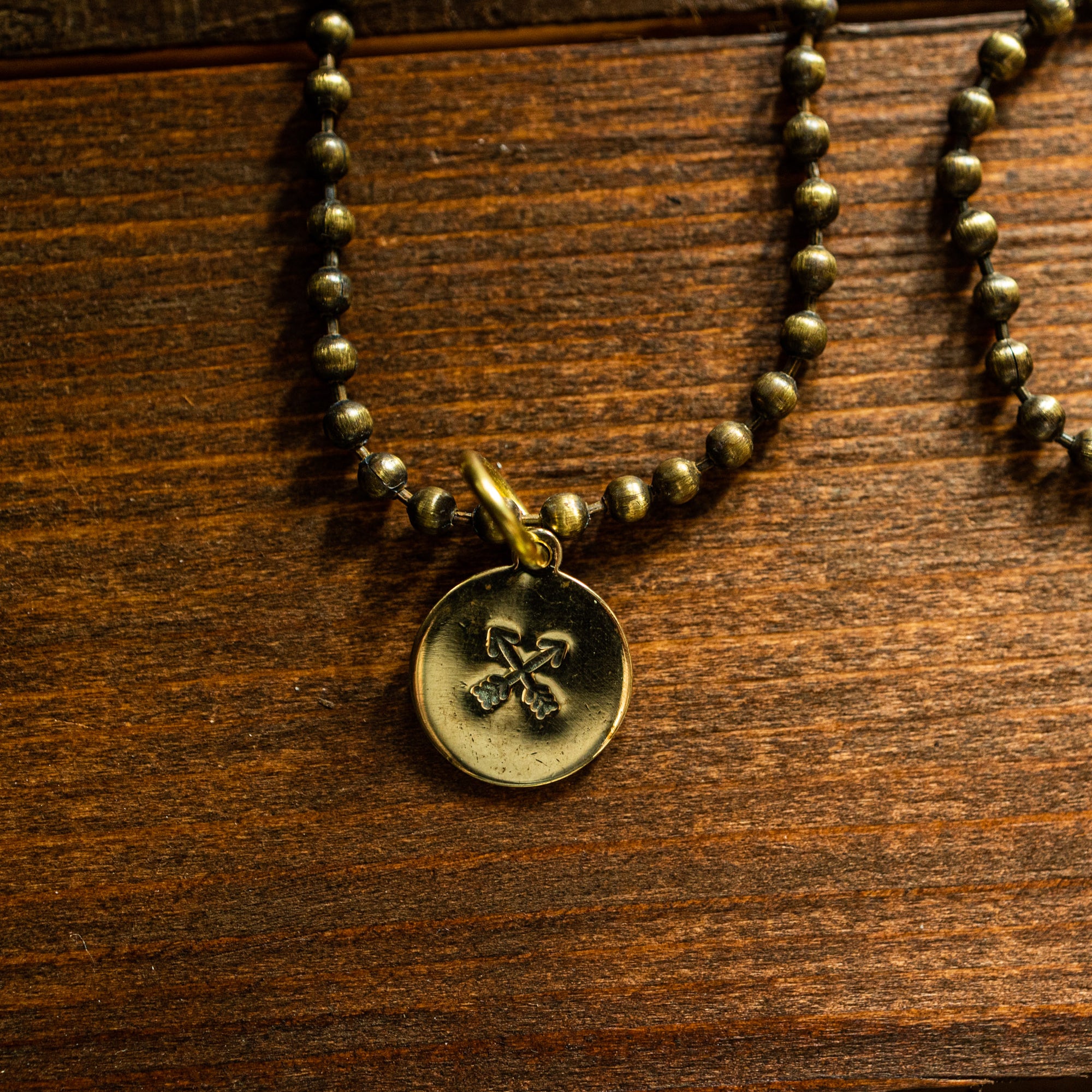 Black Pearl Creations - Necklace - ARROWS - brass