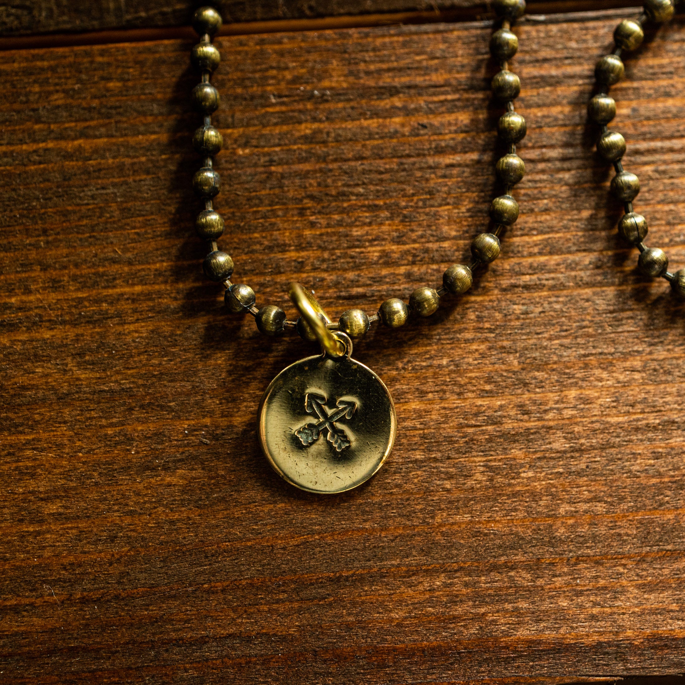 Black Pearl Creations - Necklace - ARROWS - brass