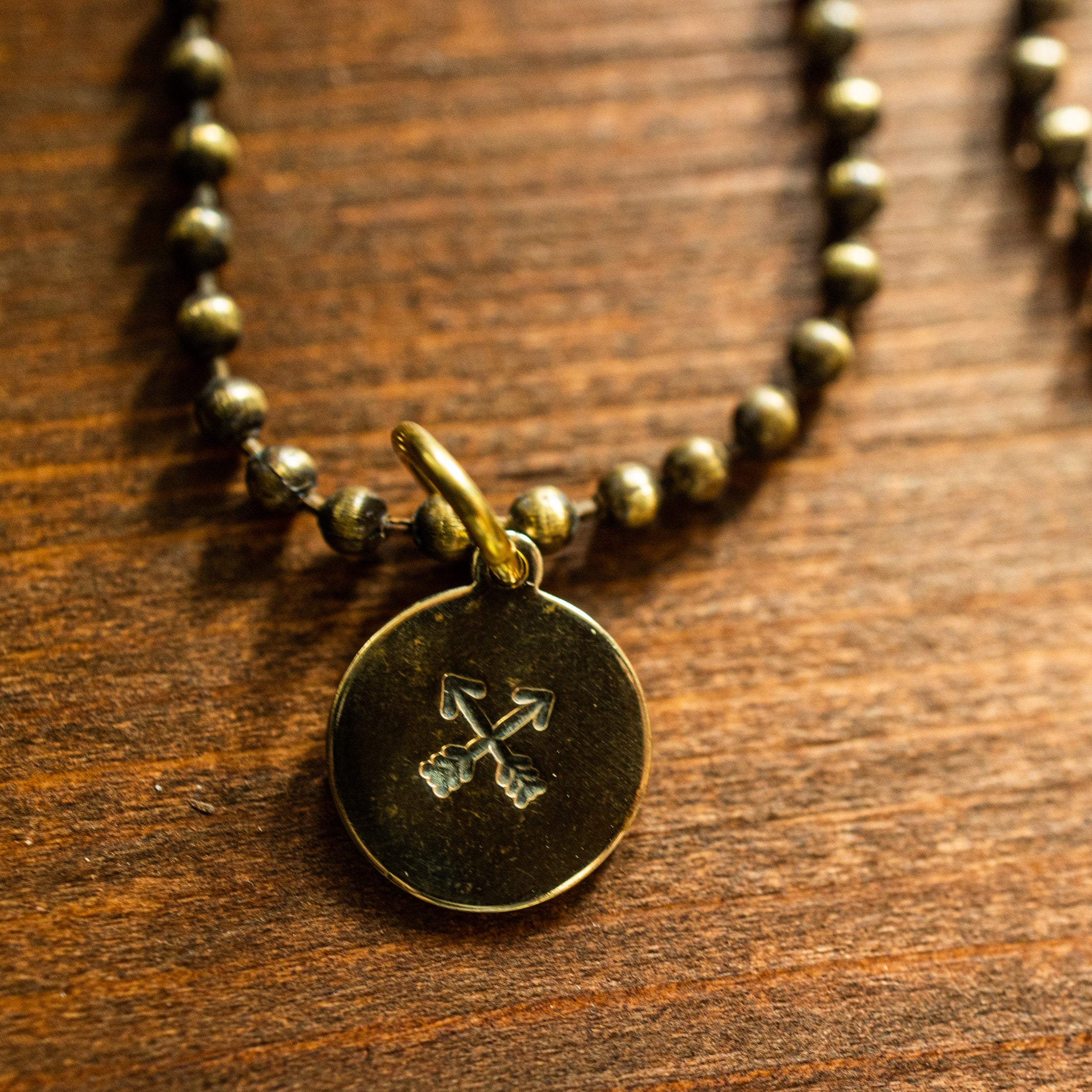 Black Pearl Creations - Necklace - ARROWS - brass