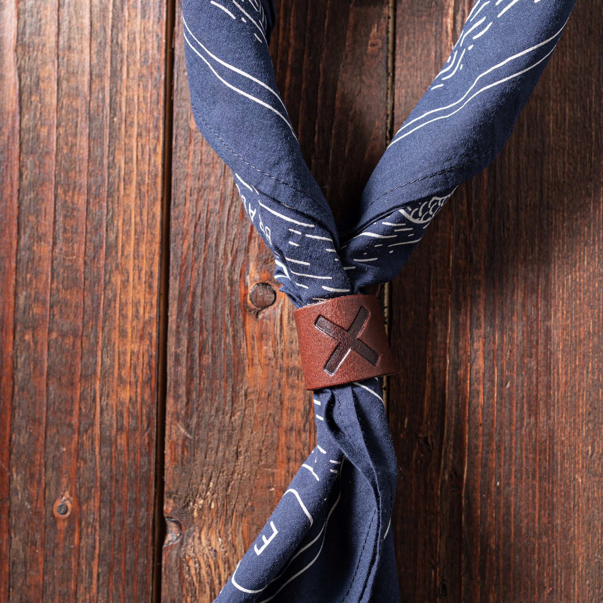 Bradley Mountain - Bandanas Ring - Leather