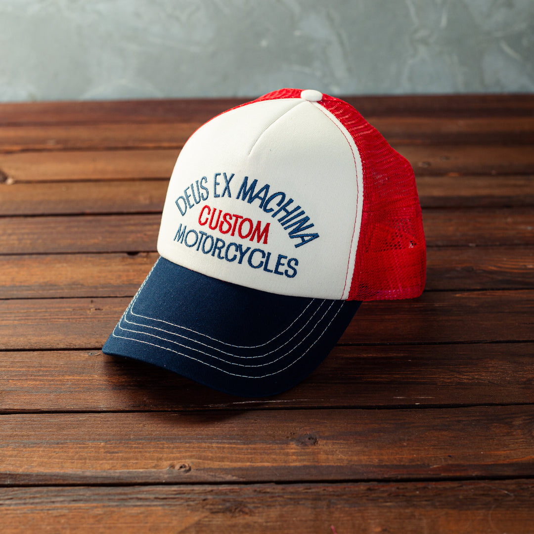 DEUS EX MACHINA - Canyons Trucker - Navy/Red