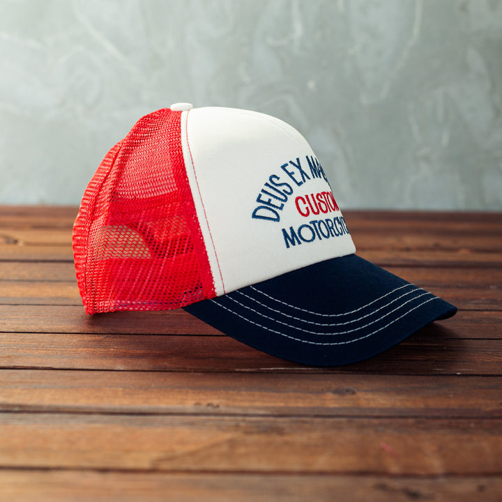 DEUS EX MACHINA - Canyons Trucker - Navy/Red