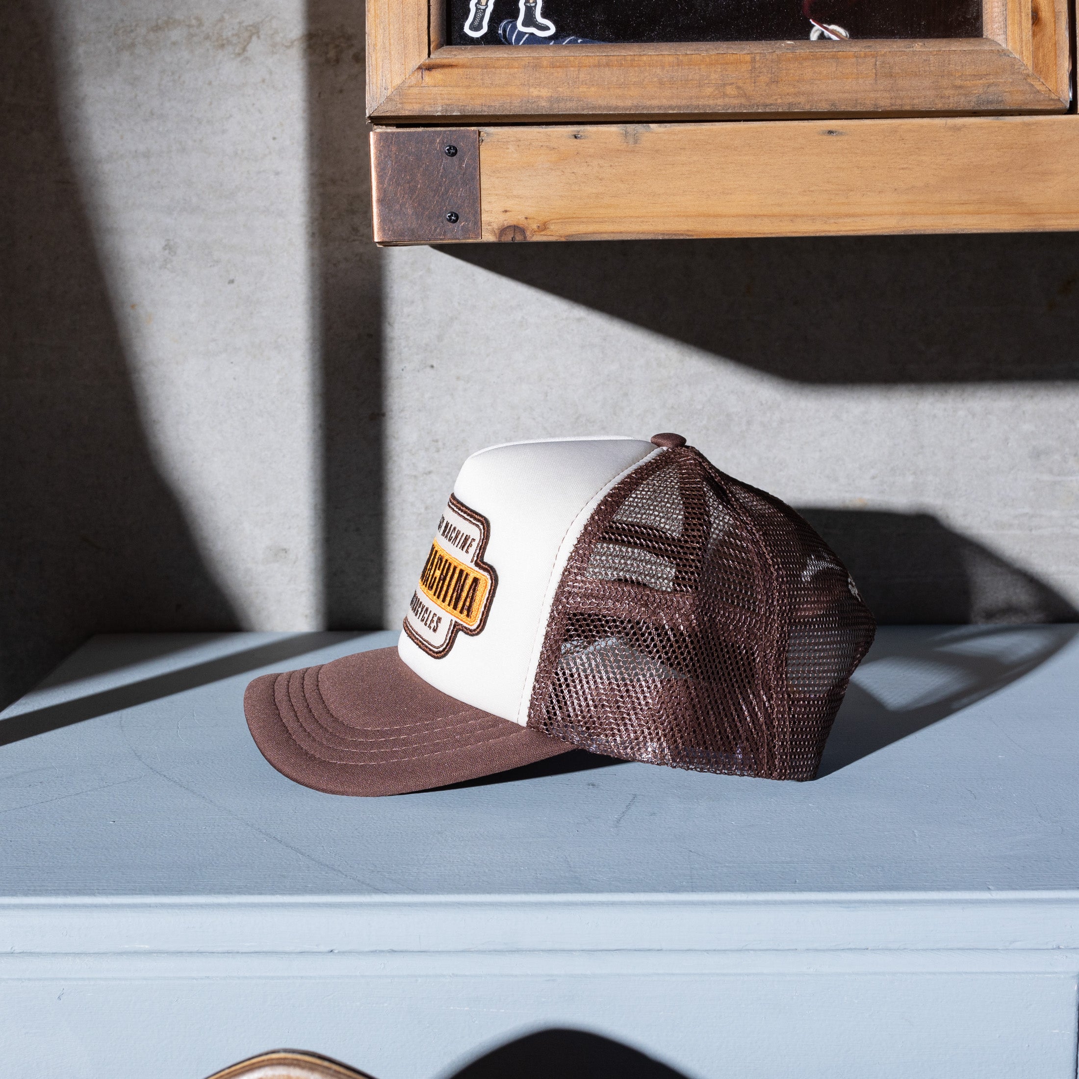 DEUS EX MACHINA - Grip Tape Trucker - Brown Combo