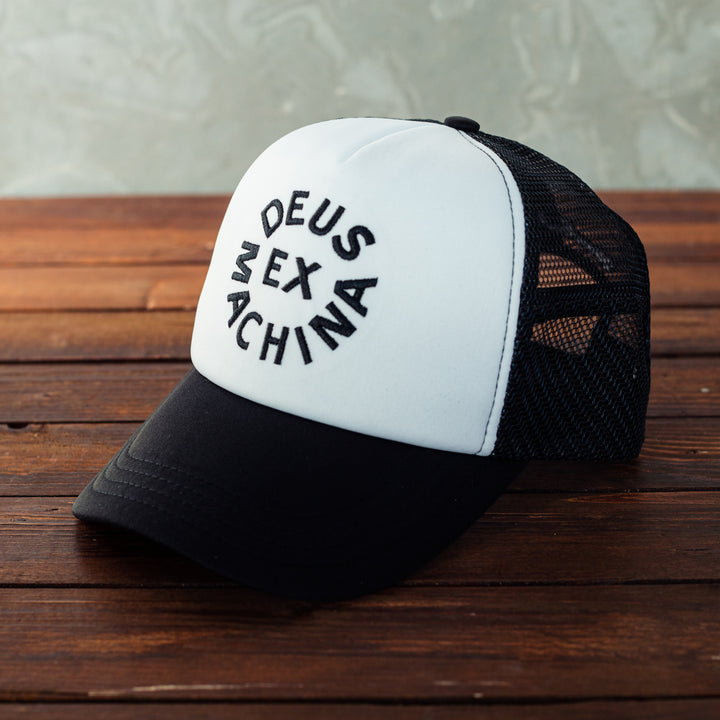 DEUS EX MACHINA - Circle Logo Trucker - HVID