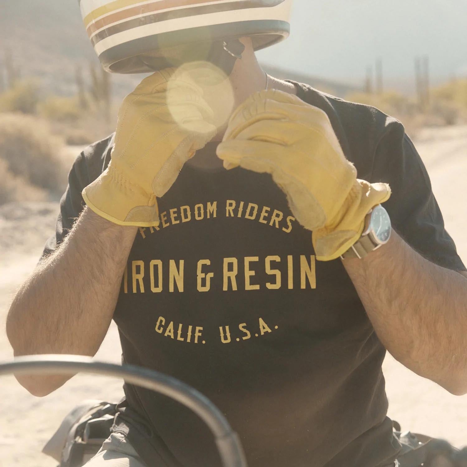 IRON & RESIN - T-shirt - ALLIANCE - BLACK