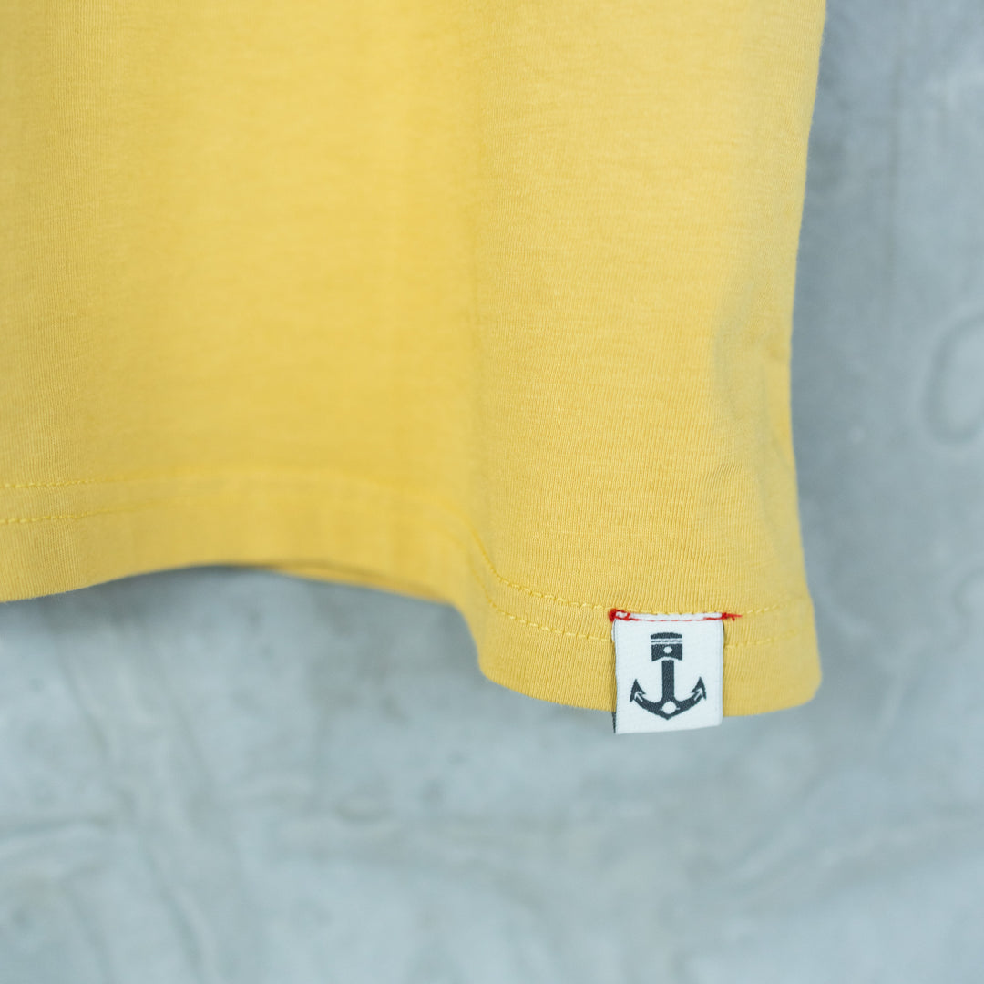 Iron and Resin - T-shirt - No Promises tee - Gul