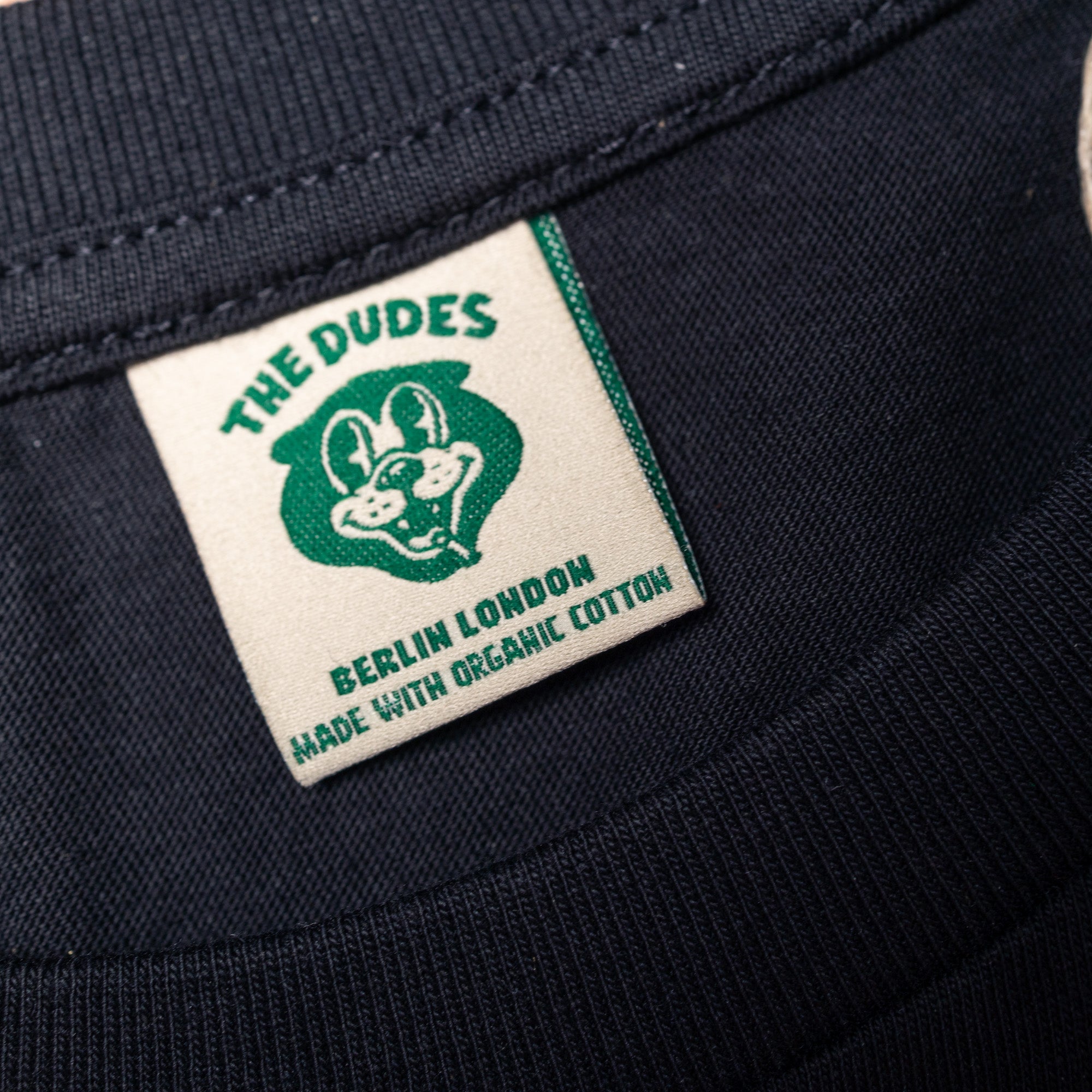 DUDES - T-shirt - Stoney - Black