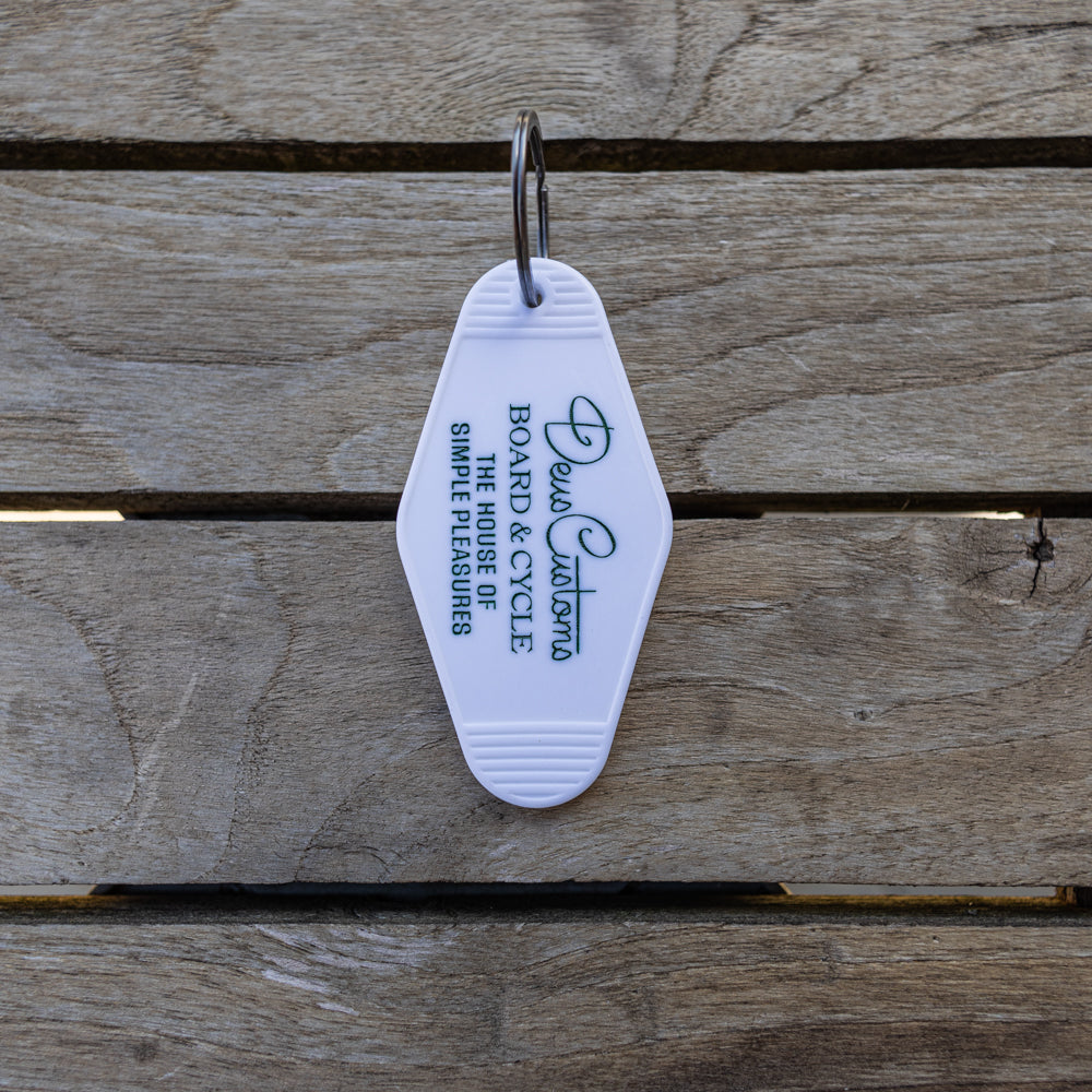 Deus Ex Machina -Motel Key - Keychain - White