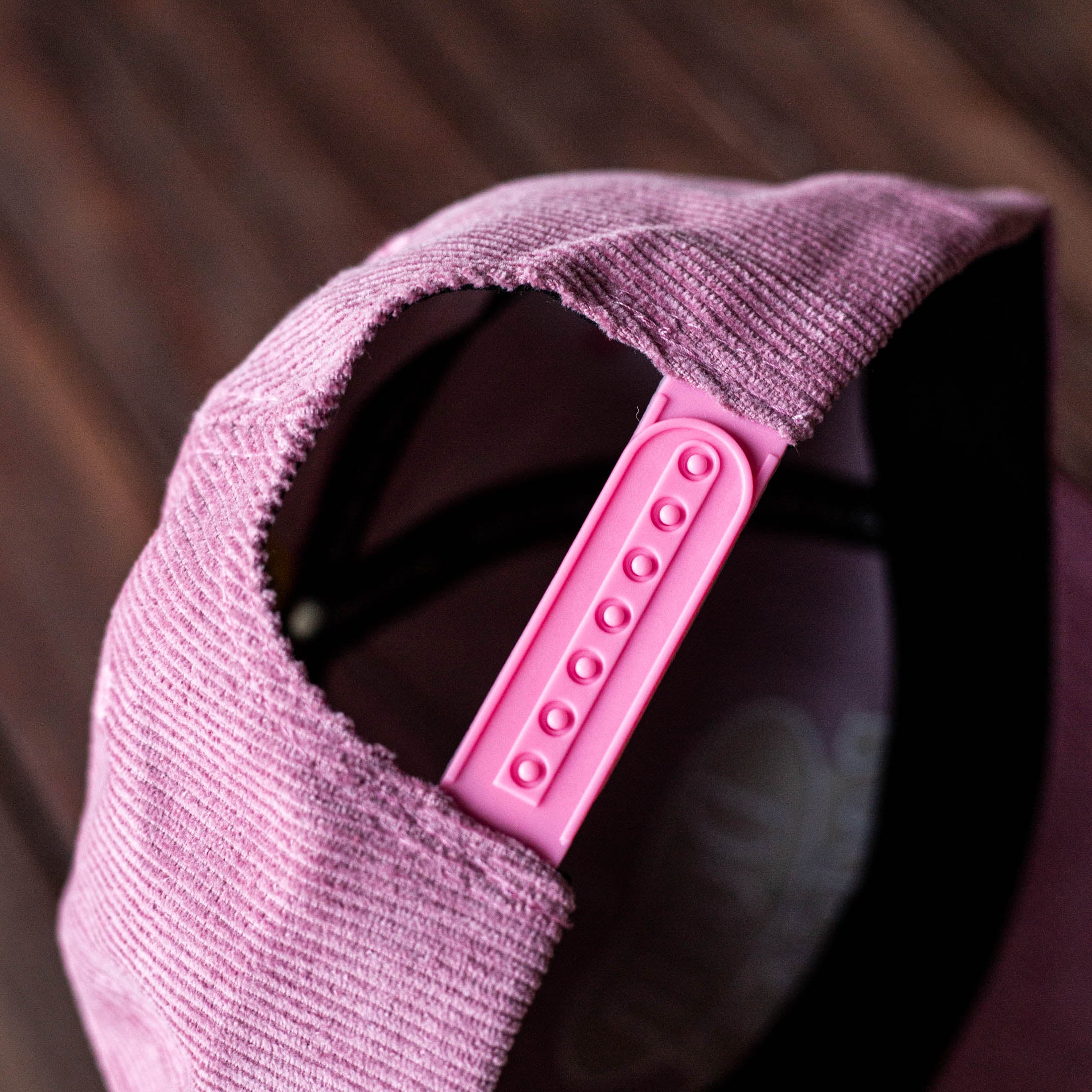 Duvin - cap - Pink Velvet