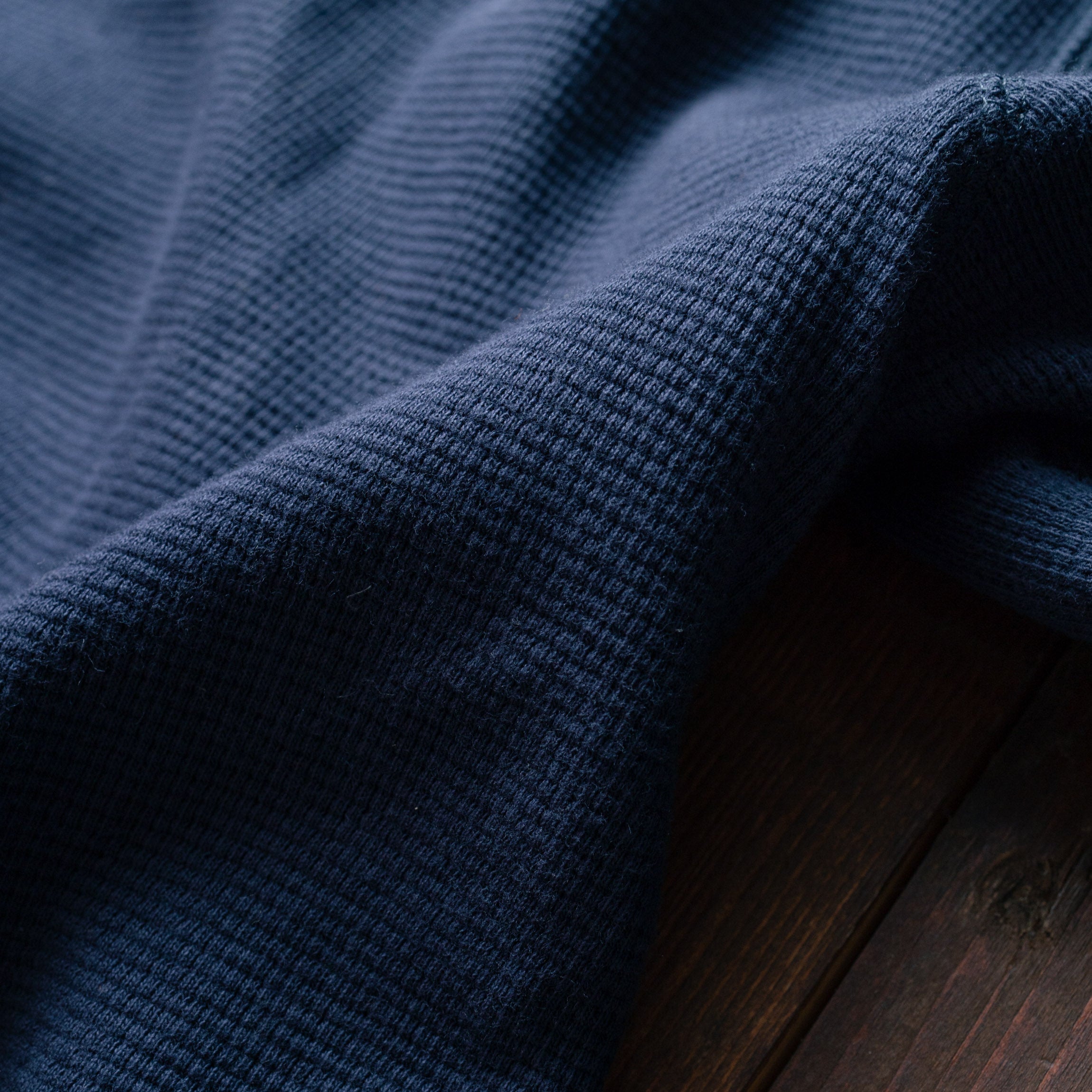 Iron & Resin - Keanu Hoodie - Navy blue