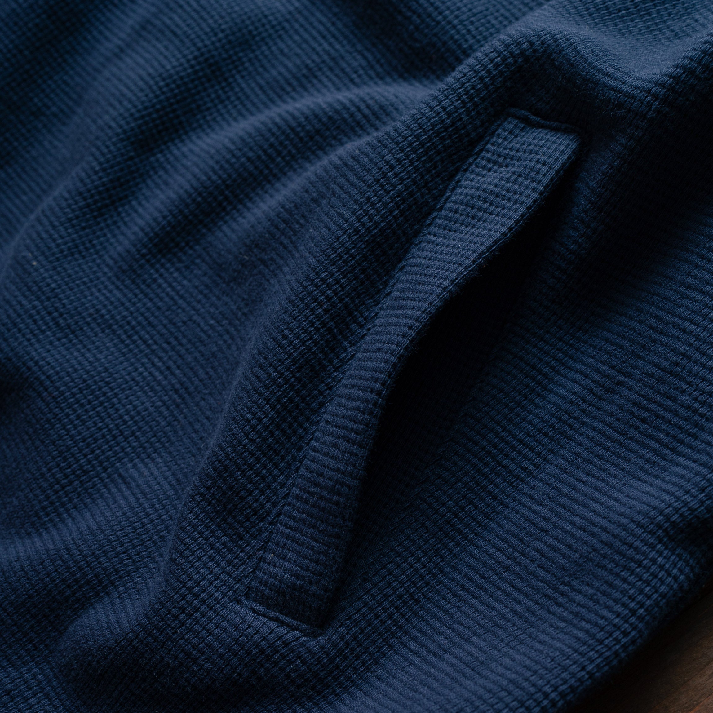 Iron & Resin - Keanu Hoodie - Navy blue