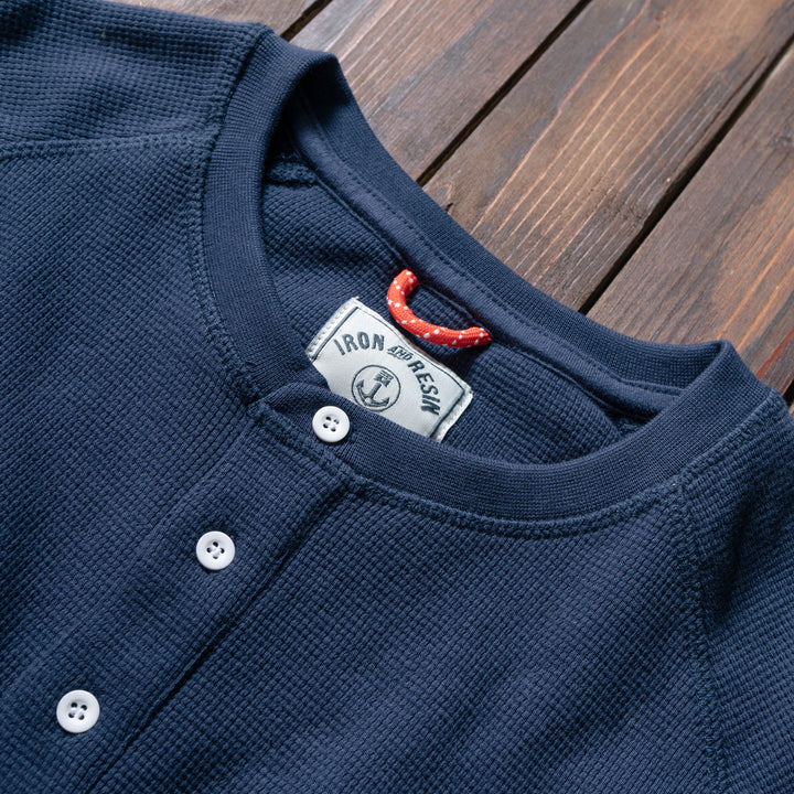 Iron & Resin - Michigan Henley - Navy