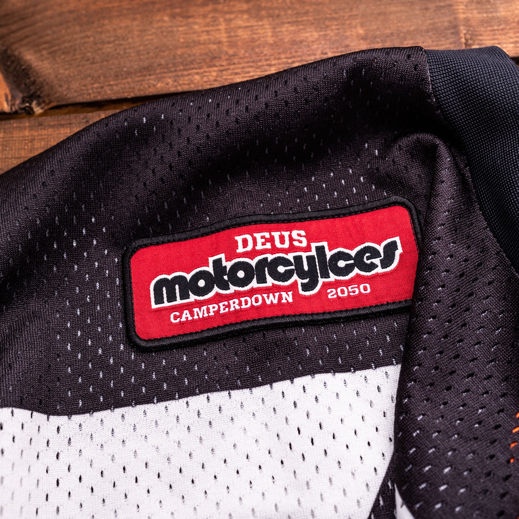 DEUS EX MACHINA - Lyons Moto Jersey