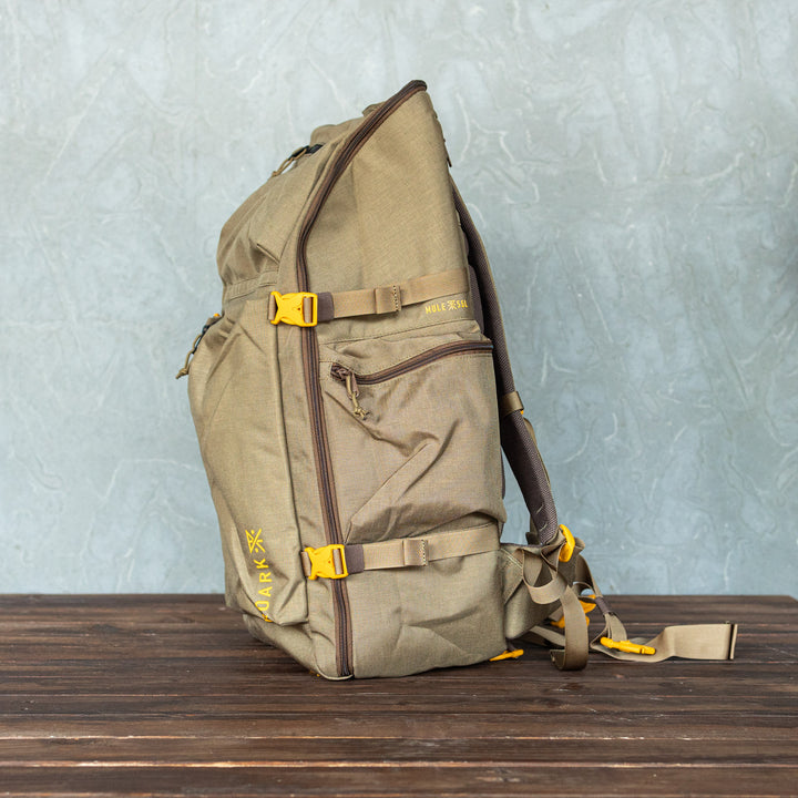 ROARK - "5-Day Mule 55L Bag" - Taske