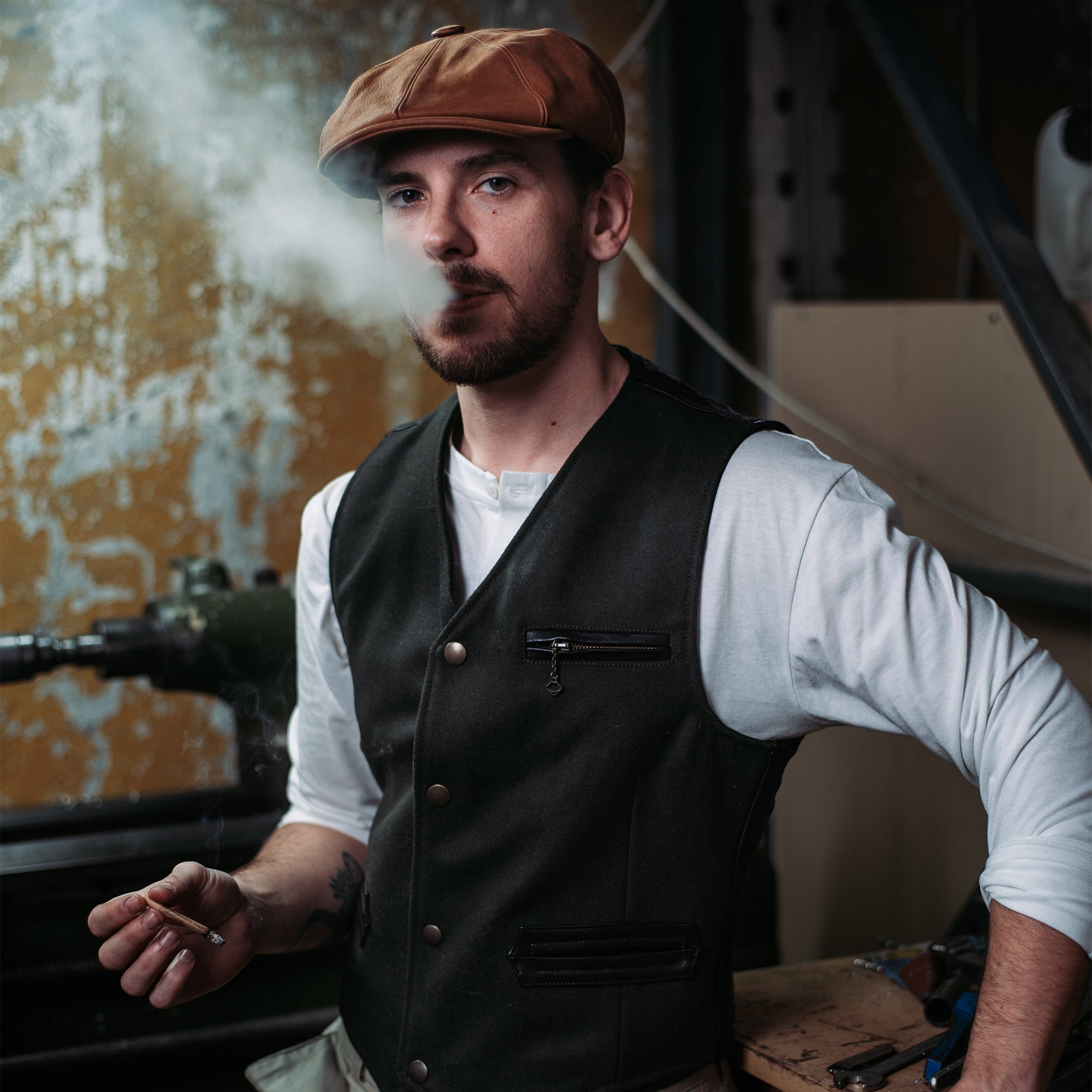 Shangri La - Mandriano Forest Wool Vest - Green/black leather