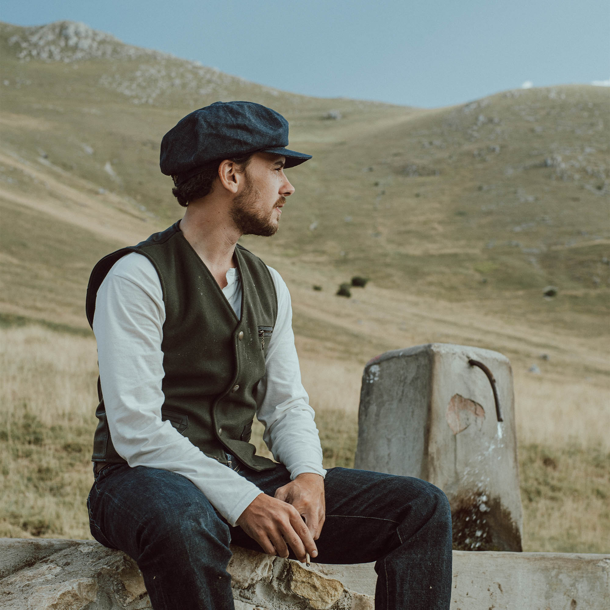 Shangri La - Mandriano Forest Wool Vest - Green/black leather