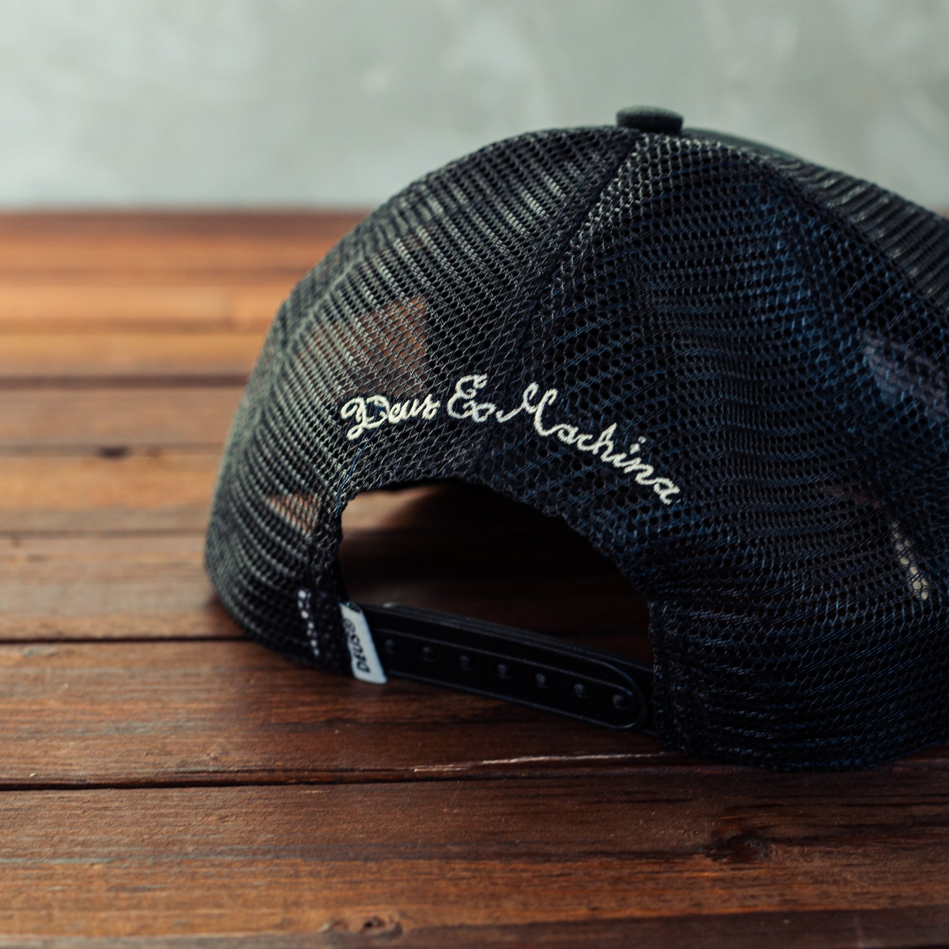 DEUS EX MACHINA - Cap - SPARKS - BLACK