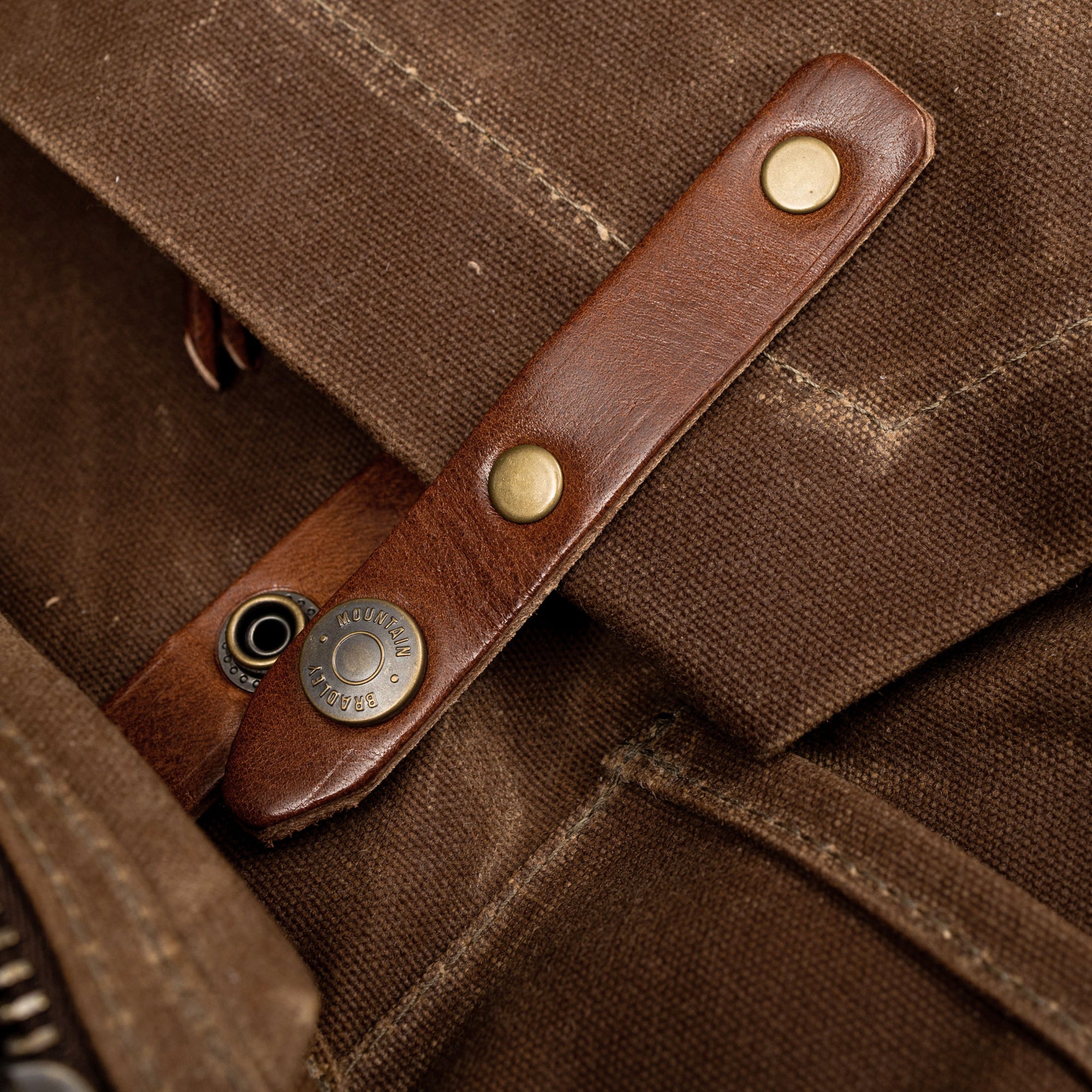 BRADLEY MOUNTAIN - Muir Pack - Rygsæk - Brun - "Brushed brown"