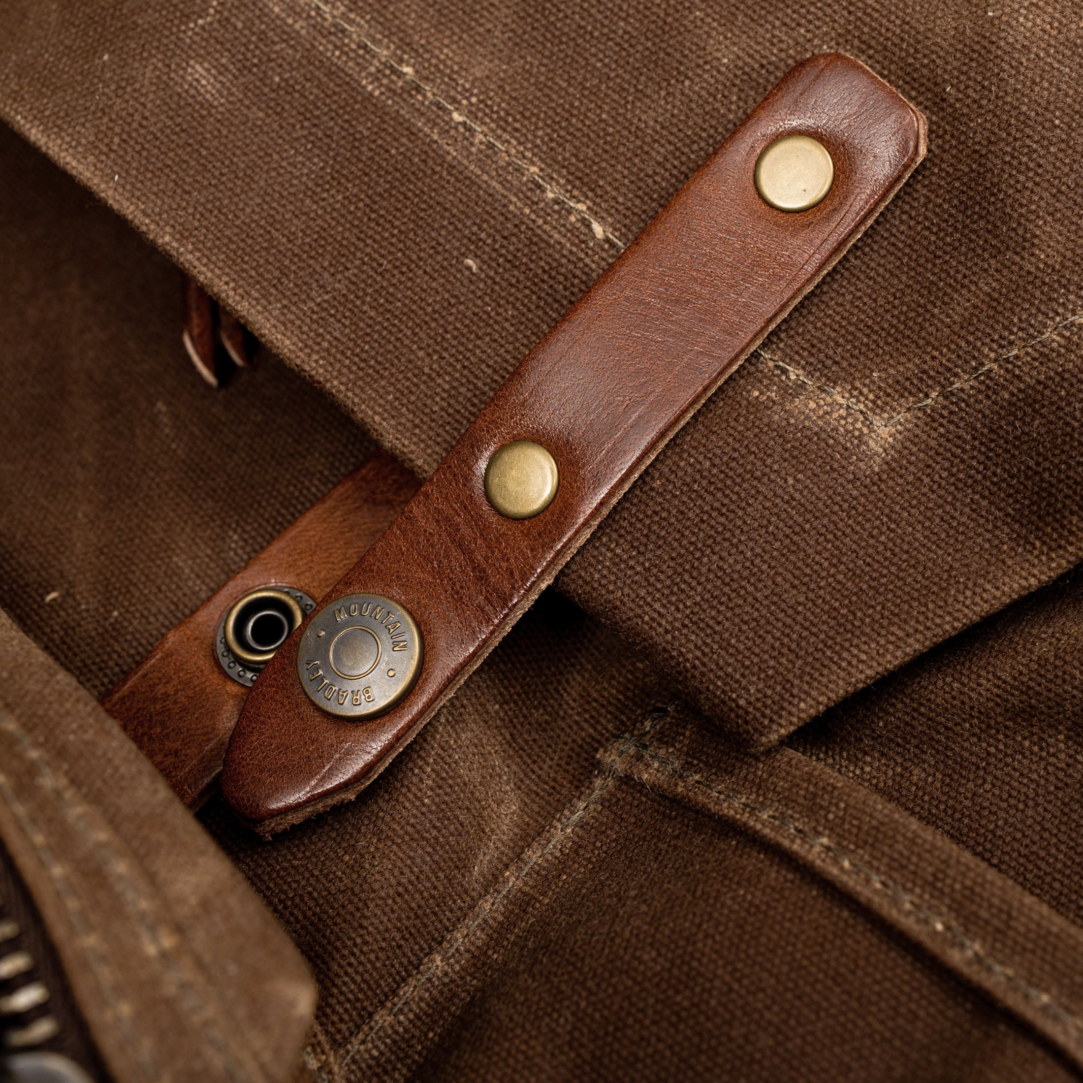BRADLEY MOUNTAIN - Muir Pack - Rygsæk - Brun - "Brushed brown"