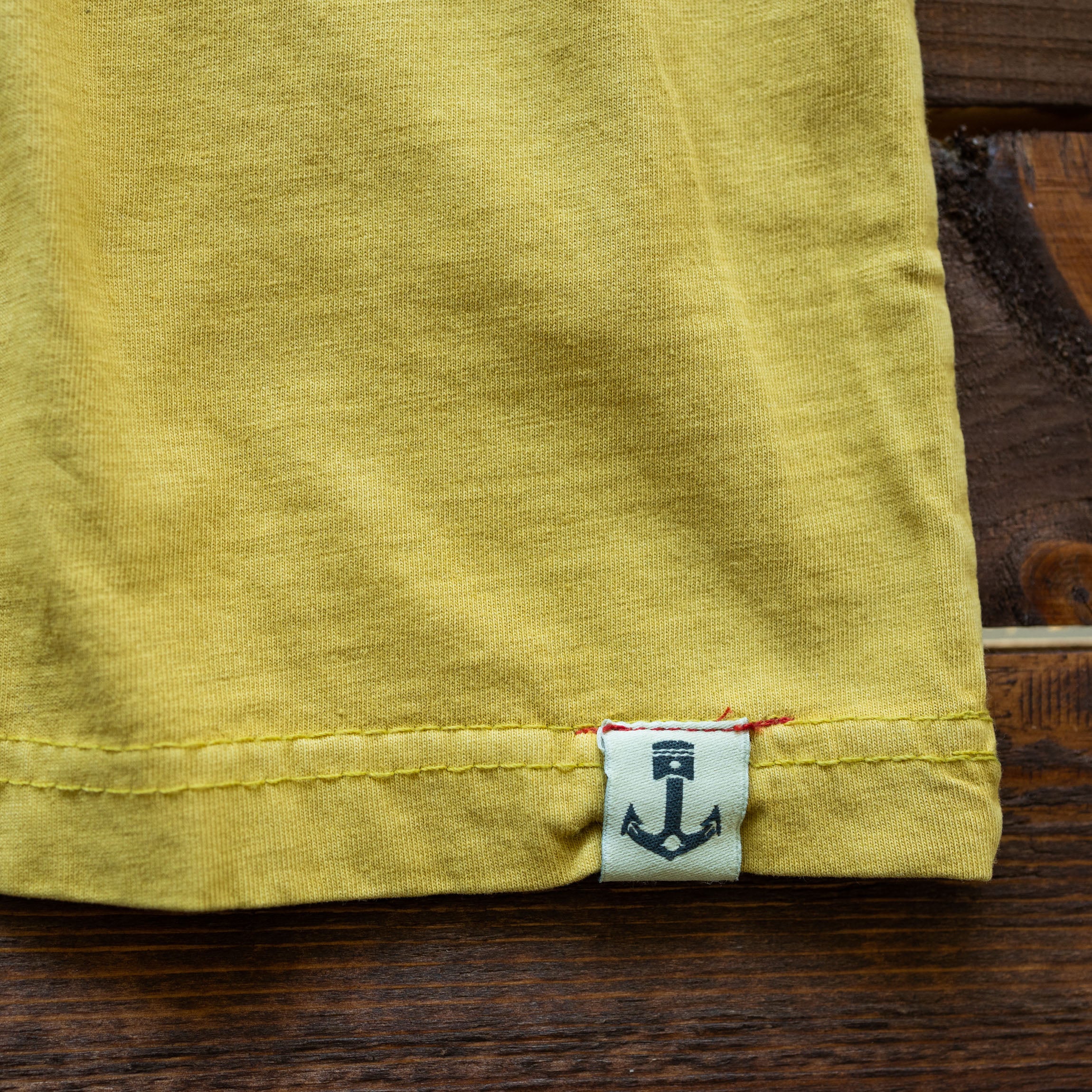 Iron and Resin - T-shirt -TIDE TEE - Vintage Yellow