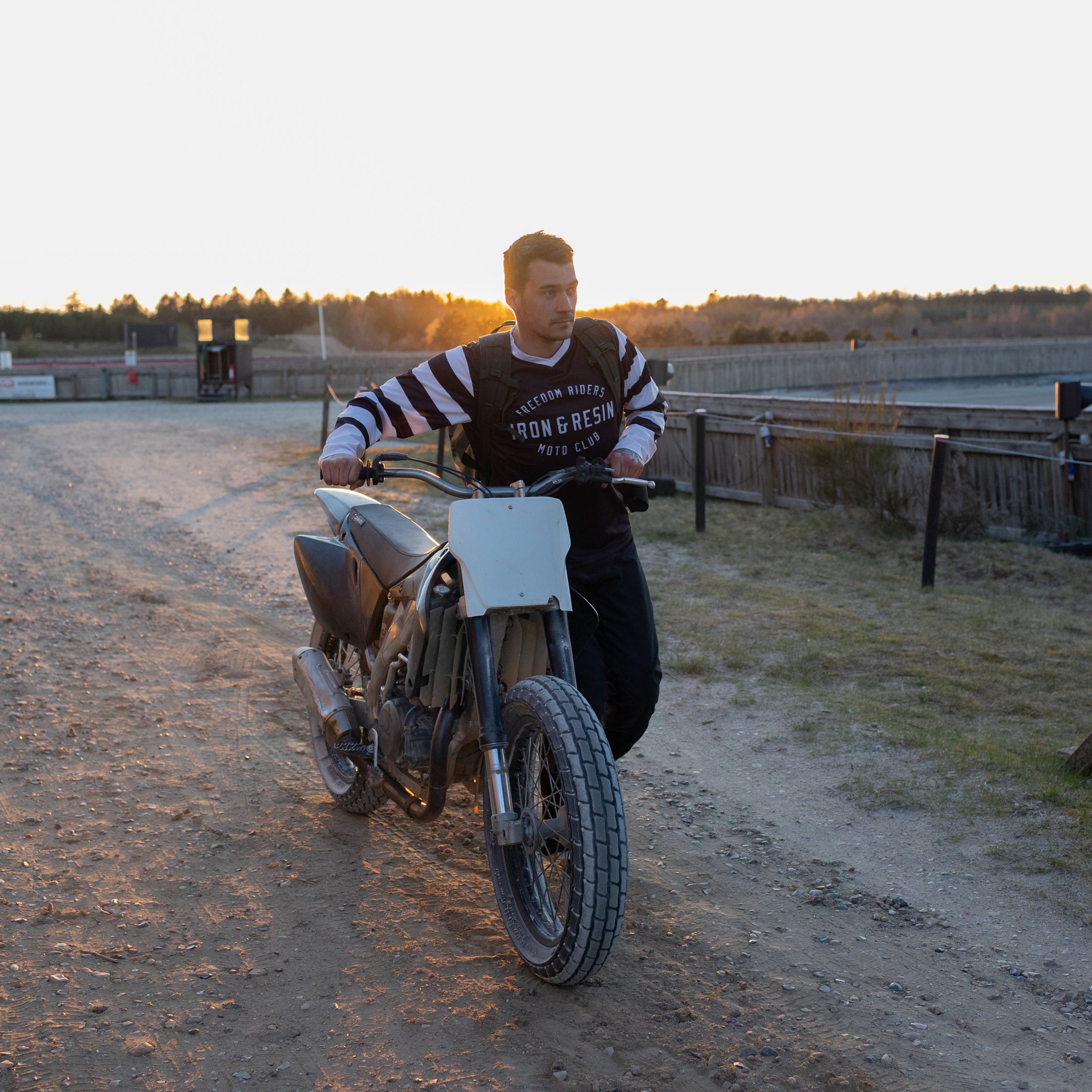 Iron and Resin - Long sleeve shirt - Black/white - Race