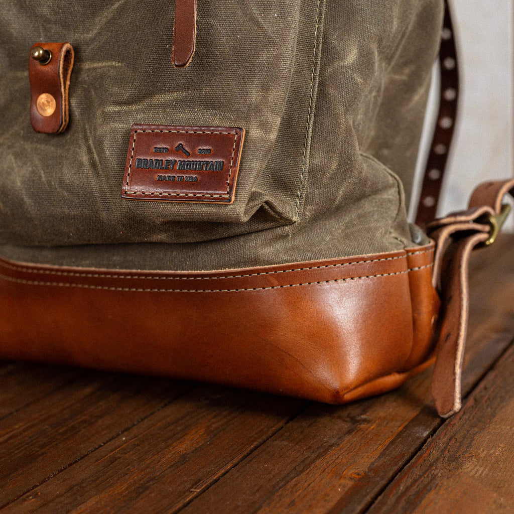 BRADLEY MOUNTAIN - The Biographer - backpack - green