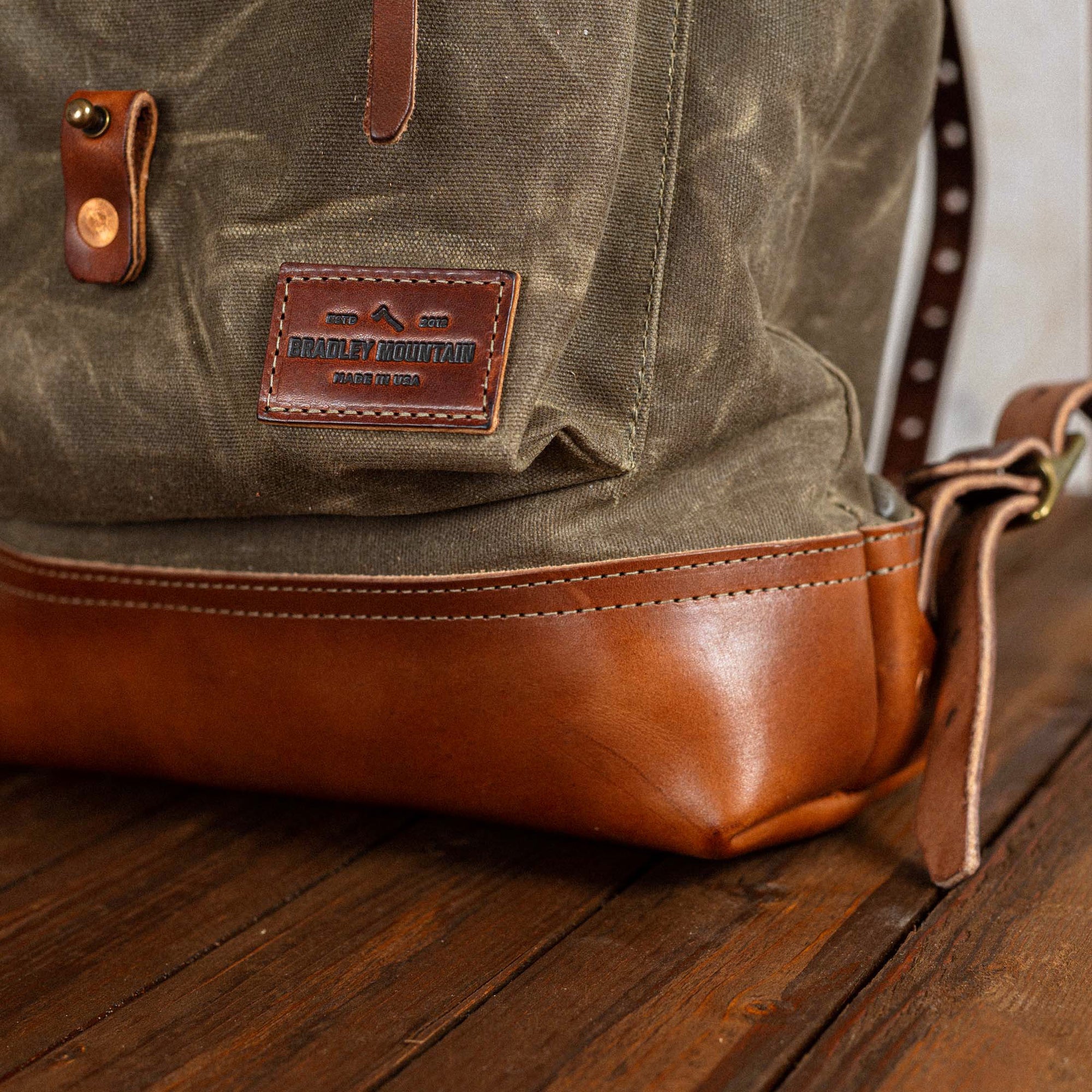 BRADLEY MOUNTAIN - The Biographer - backpack - green