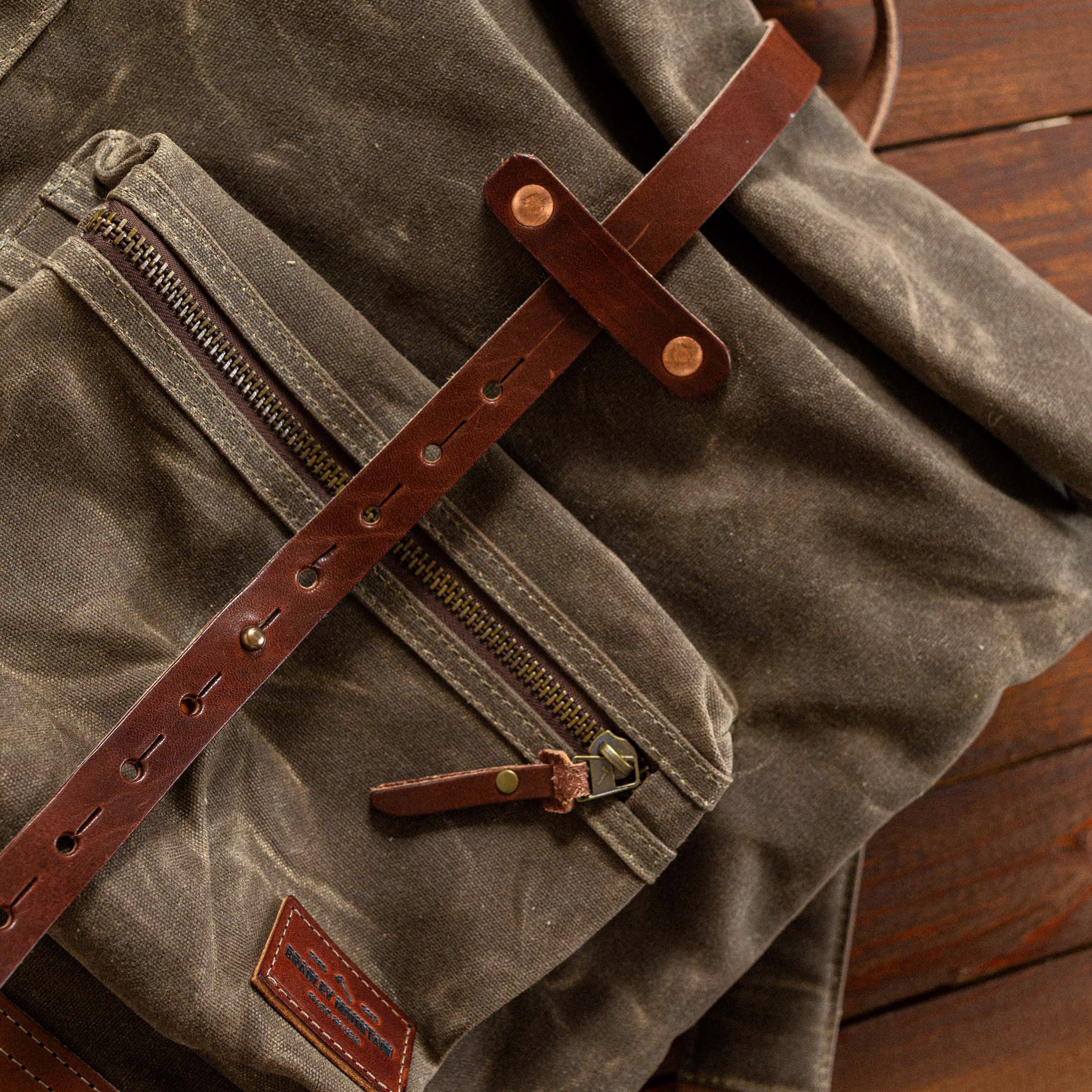 BRADLEY MOUNTAIN - The Biographer - backpack - green