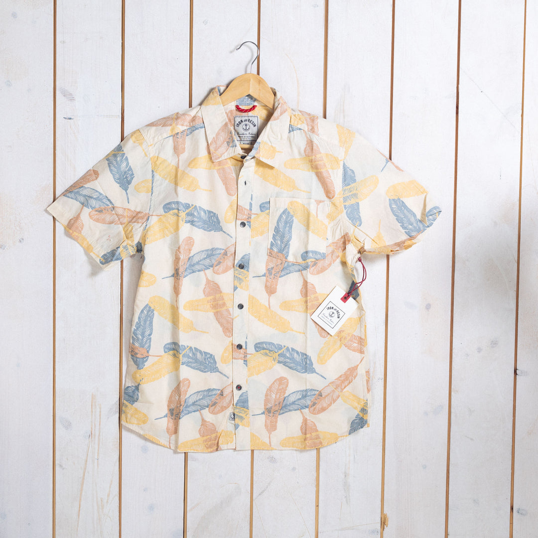 Iron and Resin - Short sleeve shirt - feather print